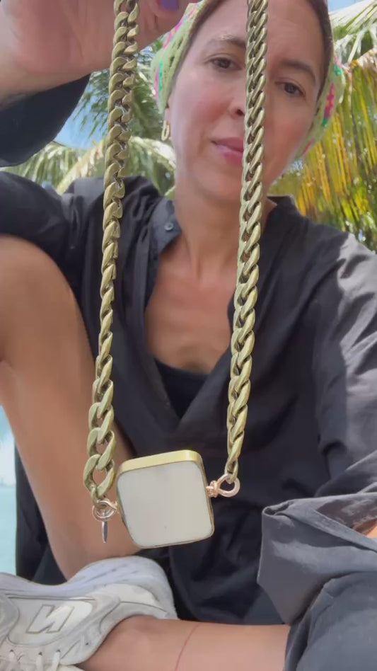 Golden Bloom Chain